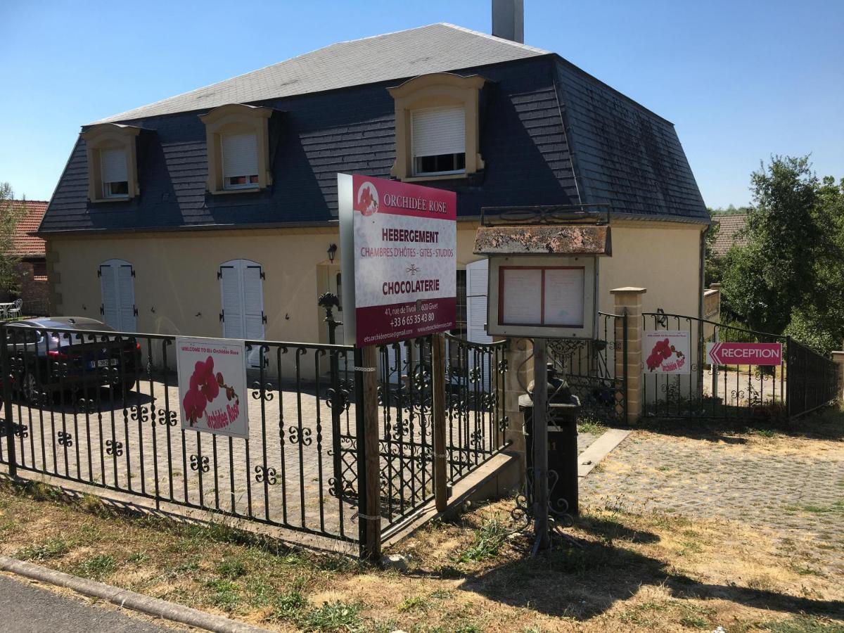 Orchidee Rose Bed & Breakfast Givet Exterior photo