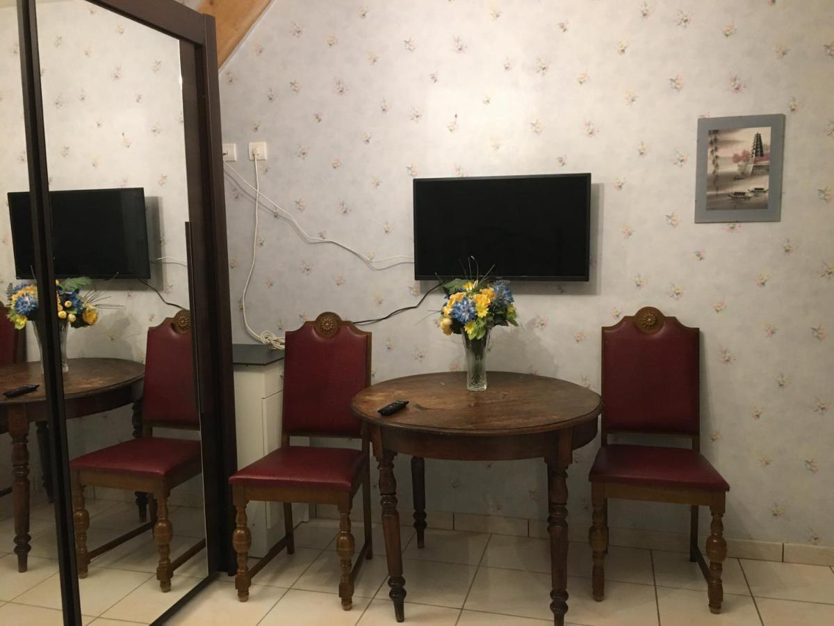Orchidee Rose Bed & Breakfast Givet Exterior photo